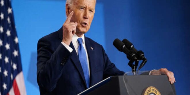 États-Unis. Dans un discours de “défi”, marqué par des “trébuchements”, Biden maintient sa candidature.. Vidéo
