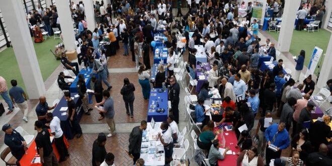 Les chiffres de l’emploi aux Etats-Unis supérieurs aux prévisions ouvrent la voie à une hausse des taux