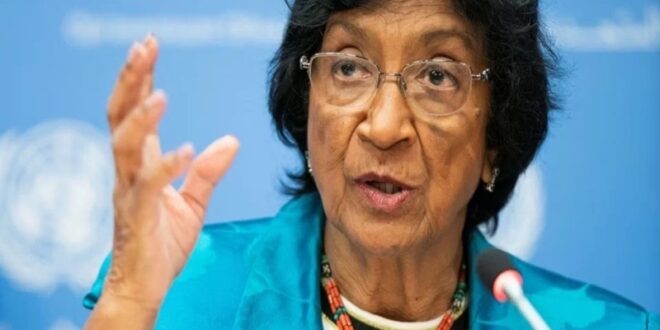 La Sud-Africaine Navanethem « Navi » Pillay reçoit le prix Nobel de la paix